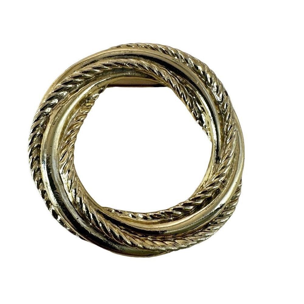 Vintage gold tone braided circle brooch